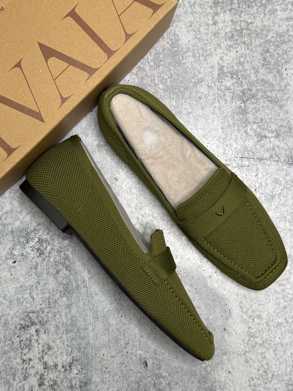 Vivaia Square-Toe Silvie Icon Loafers 39
